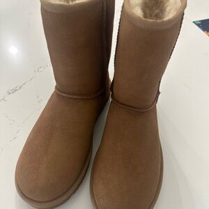 🟤 UGG Classic Tall II Boots Chestnut | Women’s Size 8 | NEW